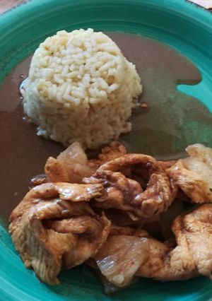 Una foto de Fajitas de pollo agridulces con piña