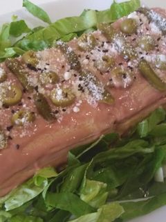 Una foto de Pastel frío de atún y pan de molde
