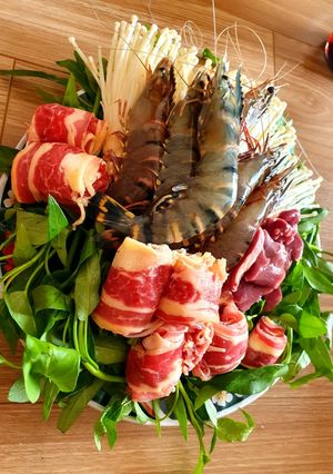 Hình của món Lẩu Thái Tom Yum.