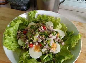 รูปของ ยำไข่ต้ม