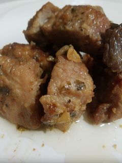 Una foto de Masas de cerdo en aceite