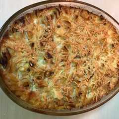 A picture of Makaroni panggang / macaroni schotel.