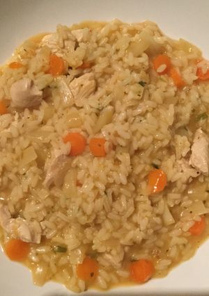 A picture of Chicken rice soup... always make it when i'm sick.