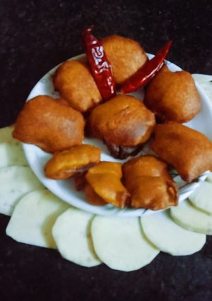 சக்கரை வள்ளி கிழங்கு பஜ்ஜி(sweet potato bajji recipe in tamil) செய்முறை முக்கிய புகைப்படம்