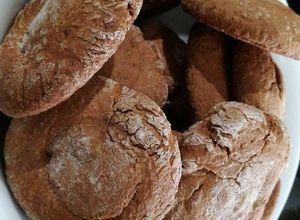 Una foto de Galletas de avena y chocolate amargo