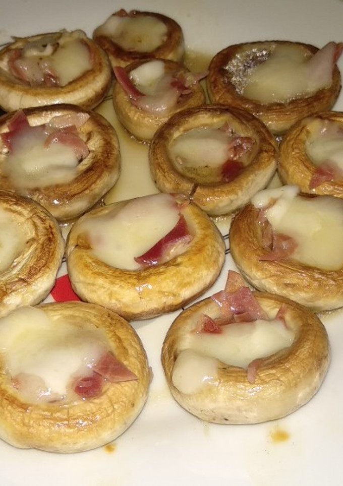 Una foto de Champiñones rellenos