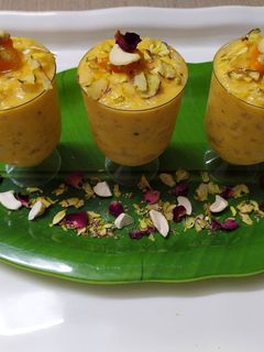 મેંગો સાગો પુડિંગ :(mango sago puding recipe in Gujarati) રેસીપી મુખ્ય ફોટો