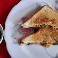 Spinach carrot cheese sandwich A picture of Spinach carrot cheese sandwich.