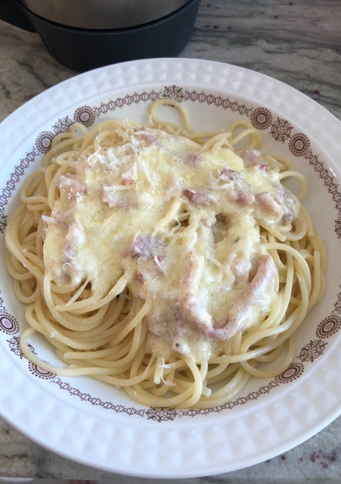Una foto de Spaghetti a la carbonara 🇵🇾