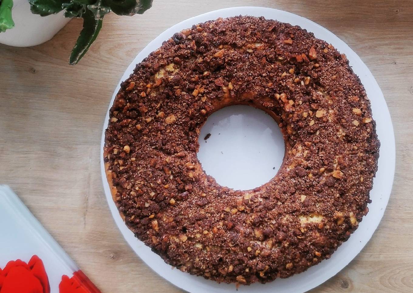 Sour Cream Coffee Cake (Jewish Coffee Cake)