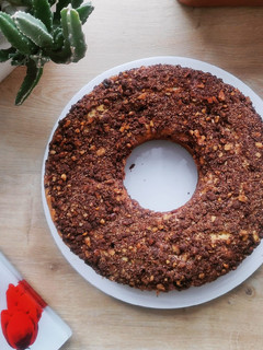 A picture of Sour cream coffee cake (Jewish coffee cake).