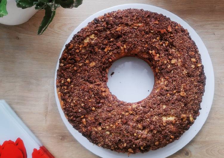 Sour cream coffee cake (Jewish coffee cake) Sour cream coffee cake (Jewish coffee cake)