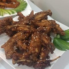 A picture of Sesame honey wings.