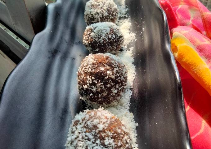 How to Prepare Homemade Ragi kae laddu