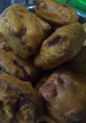 ब्रेड पकौड़े(bread pakoda recipe in hindi) रेसिपी मुख्य फोटो