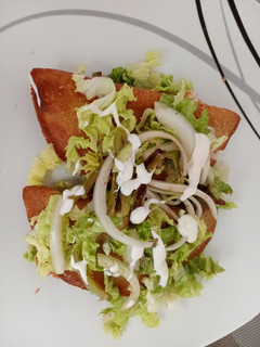 Una foto de Quesadillas Fritas 😋🥟