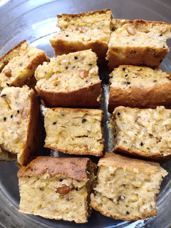 A picture of Banana Bread.