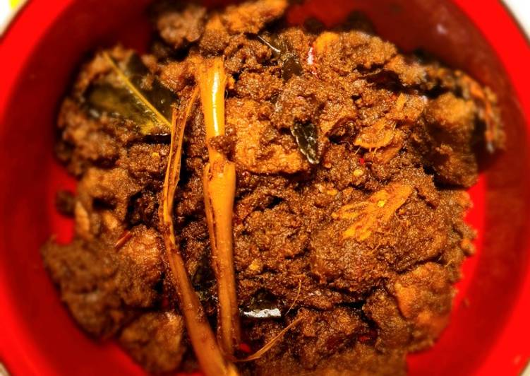 Bumbu meracik Rendang padang parut kelapa yang praktis