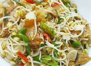 Foto resep Tauge cah ikan asin