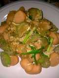 ผัดบวบใส่ไข่และฮอทดอก (Stir Fried Zucchini with Egg and Hot Dog)