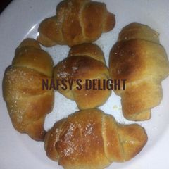 A picture of Soft bread rolls.