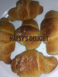 A picture of Soft bread rolls.