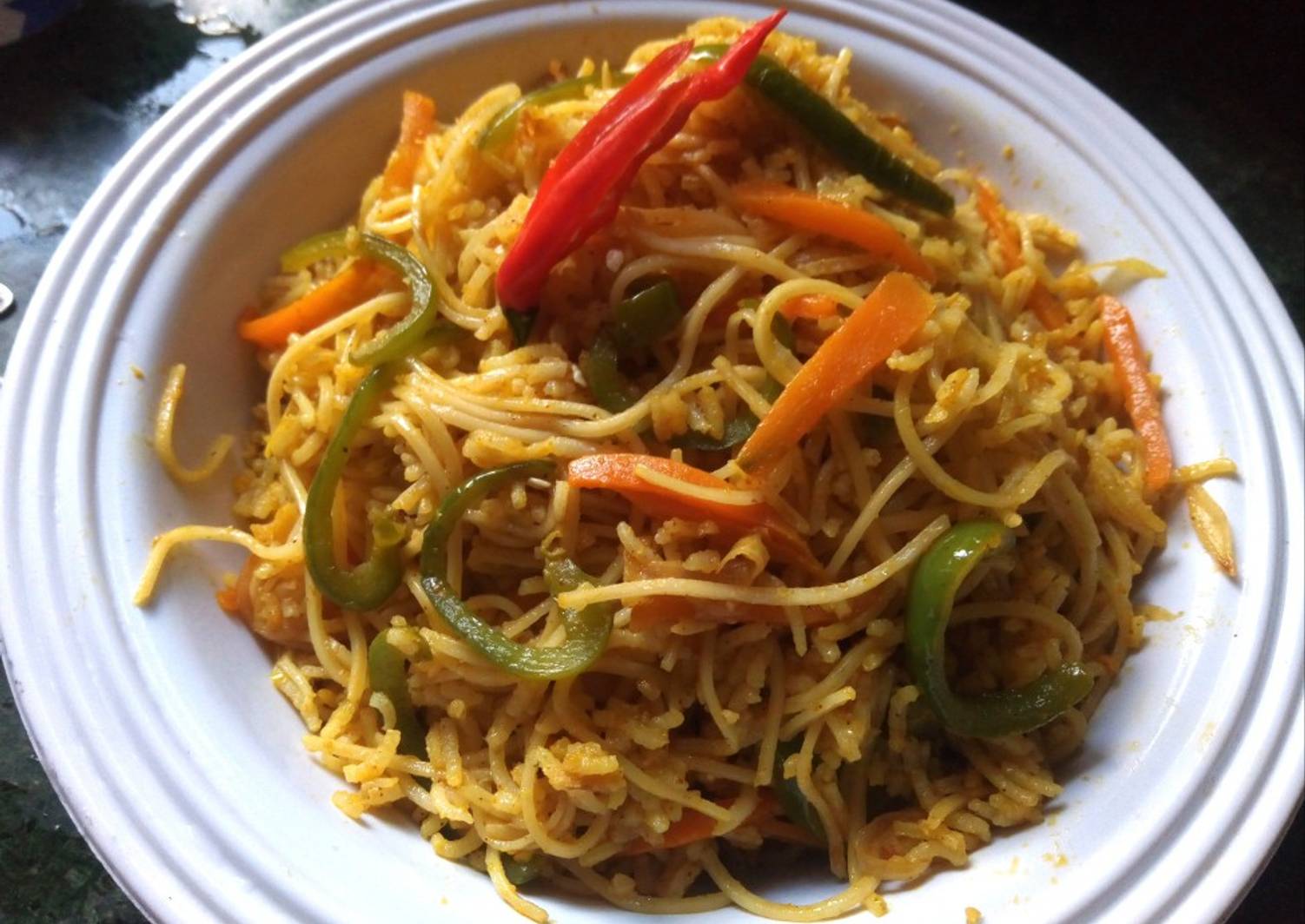 Shanghai Singapore Rice Noodles Recipe by Vijeta Priyam - Cookpad