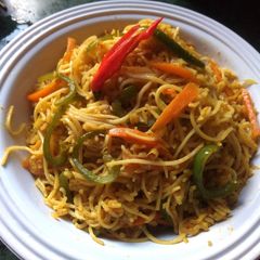 Shanghai Singapore Rice Noodles A picture of Shanghai Singapore Rice Noodles.