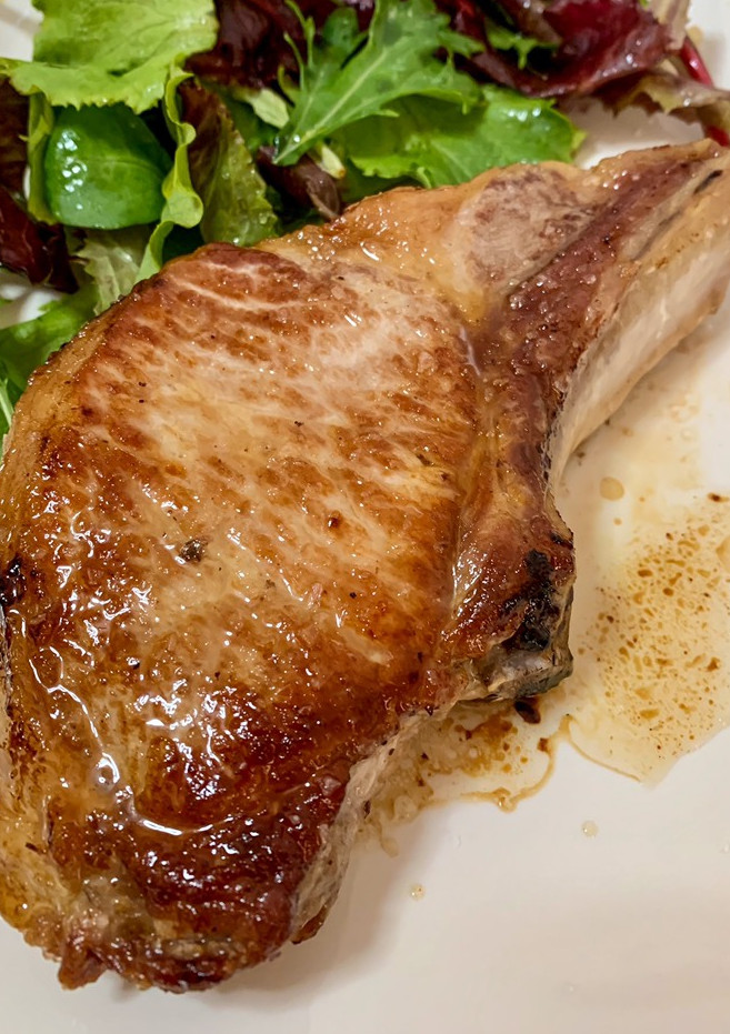 Una foto de Chuleta ibérica al horno
