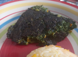 Una foto de Tortilla de acelga (Ideal para los mañositos 😊)