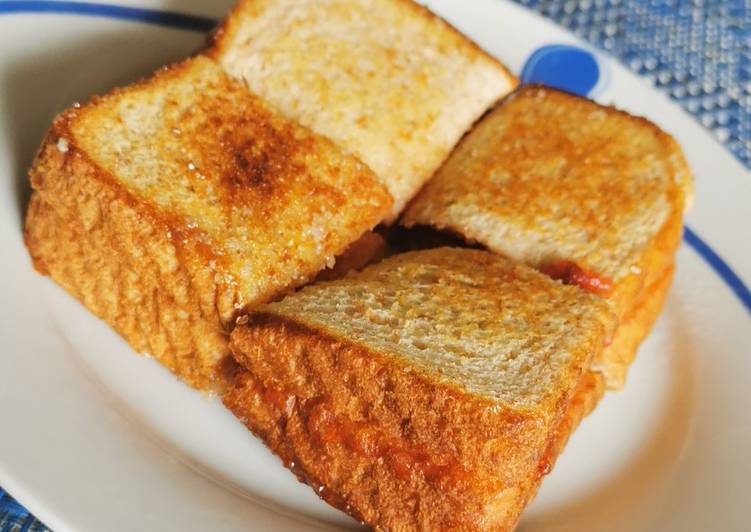 Desayuno: Tostado de mermelada