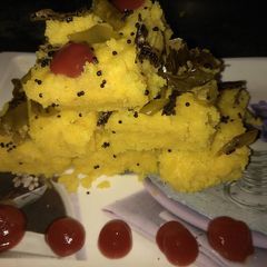 A picture of Besan Dhokala.