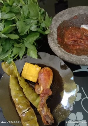 Foto resep Ayam Goreng Komplit ala Mami Ami
