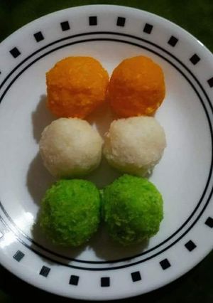 A picture of Tri Colour Coconut Laddu.