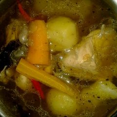 A picture of Chicken Clear Soup.