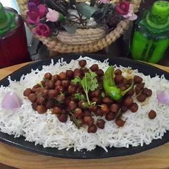 A picture of Chane chawal.