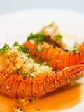 กุ้งล็อบสเตอร์อบเนยกระเทียม