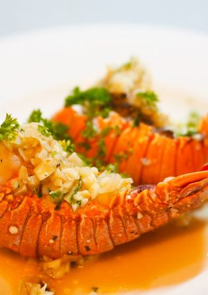 รูปของ กุ้งล็อบสเตอร์อบเนยกระเทียม