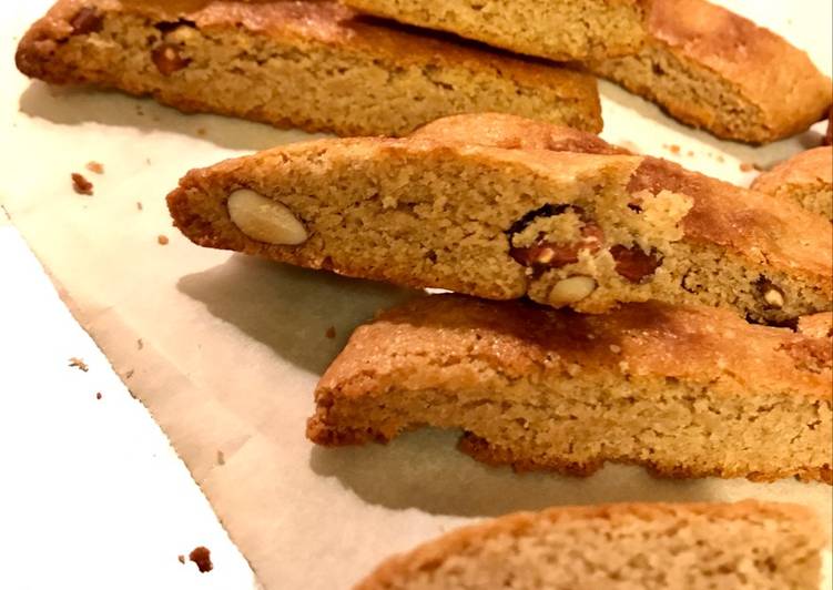 Cantucci vegani al farro