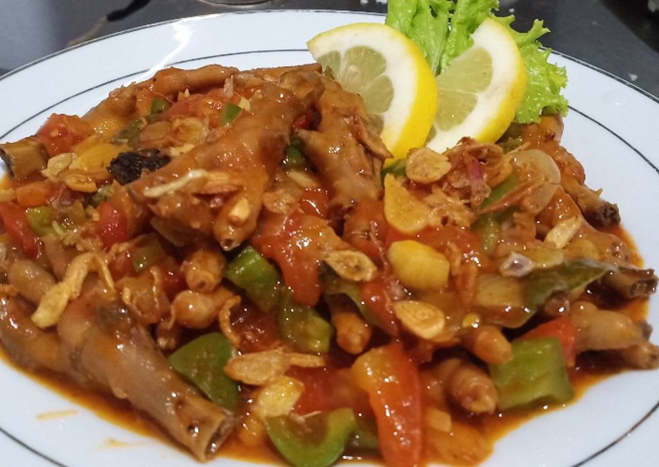Ceker pedas manis