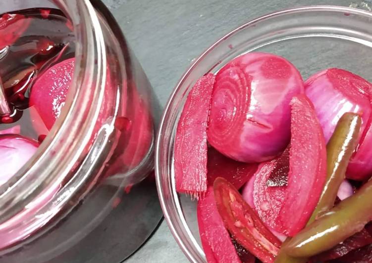 Recipe of Perfect Restaurant style Vinegar Onion(Sirke Wala pyaz)