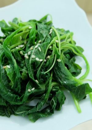 Foto resep Spinach Side Dish / Sigeumchi Namul