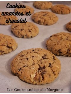 Une photo de Cookies amandes & chocolat