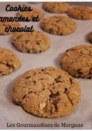Une photo de Cookies amandes & chocolat