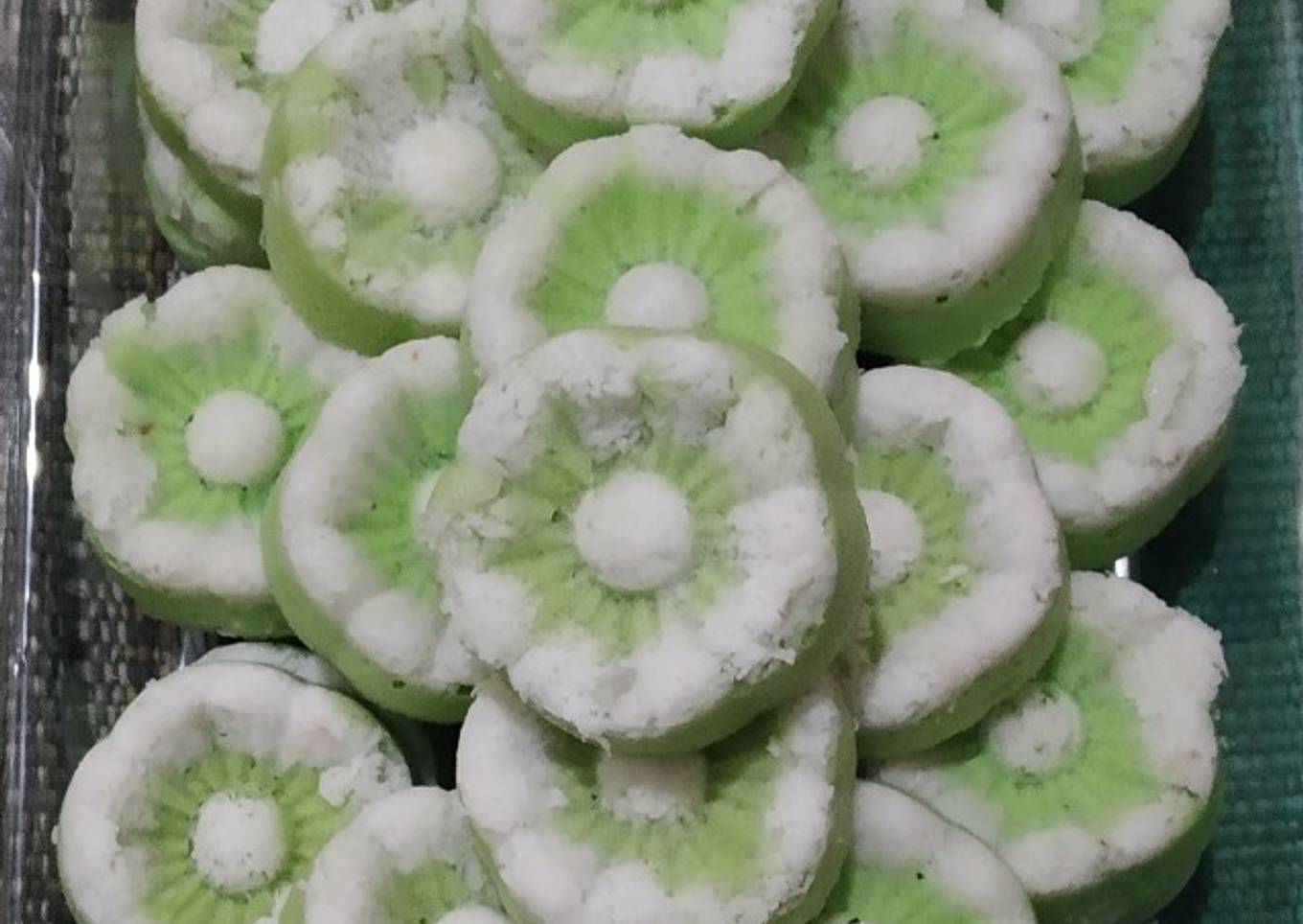 Kue putu ayu