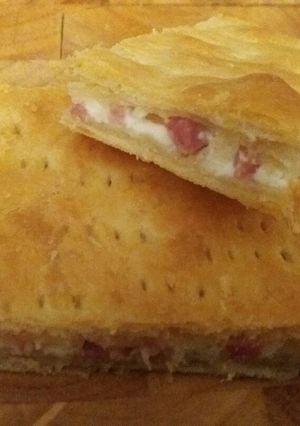 Una foto de Hojaldre de bacon y queso