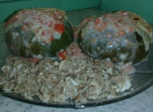 Una foto de Calabacín de merluza con fresco de col