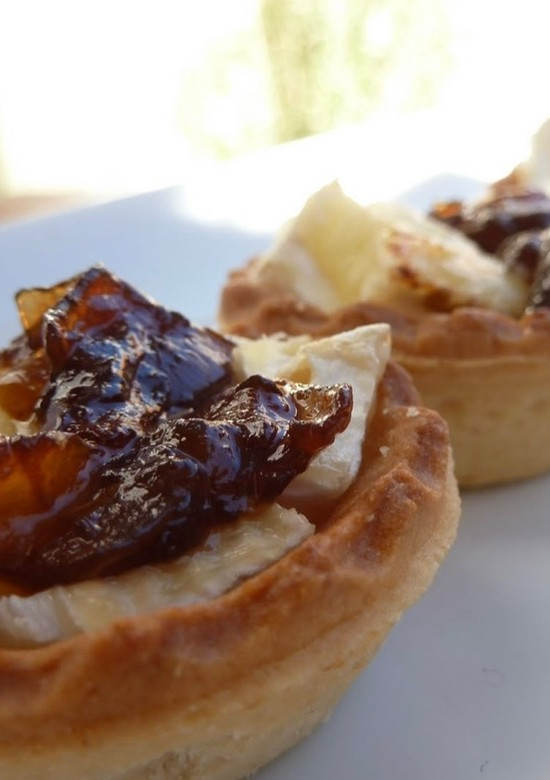 Una foto de Tartaletas de cebolla caramelizada