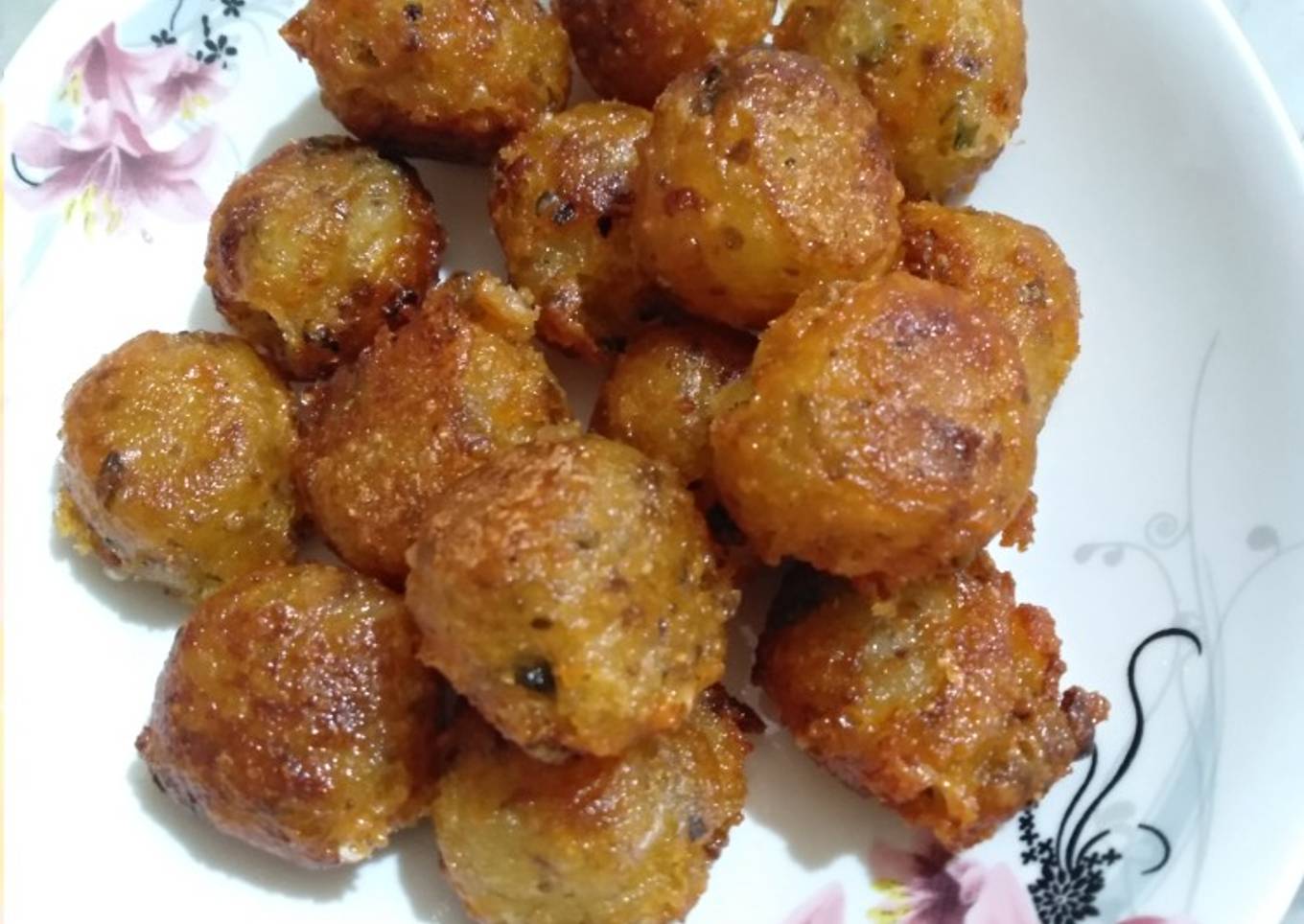 Potato Cheese Ball