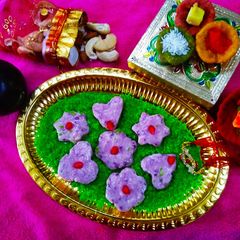 A picture of Purple Sandesh.
